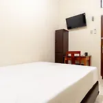 Oyo Life 2786 Puri Felicia 1