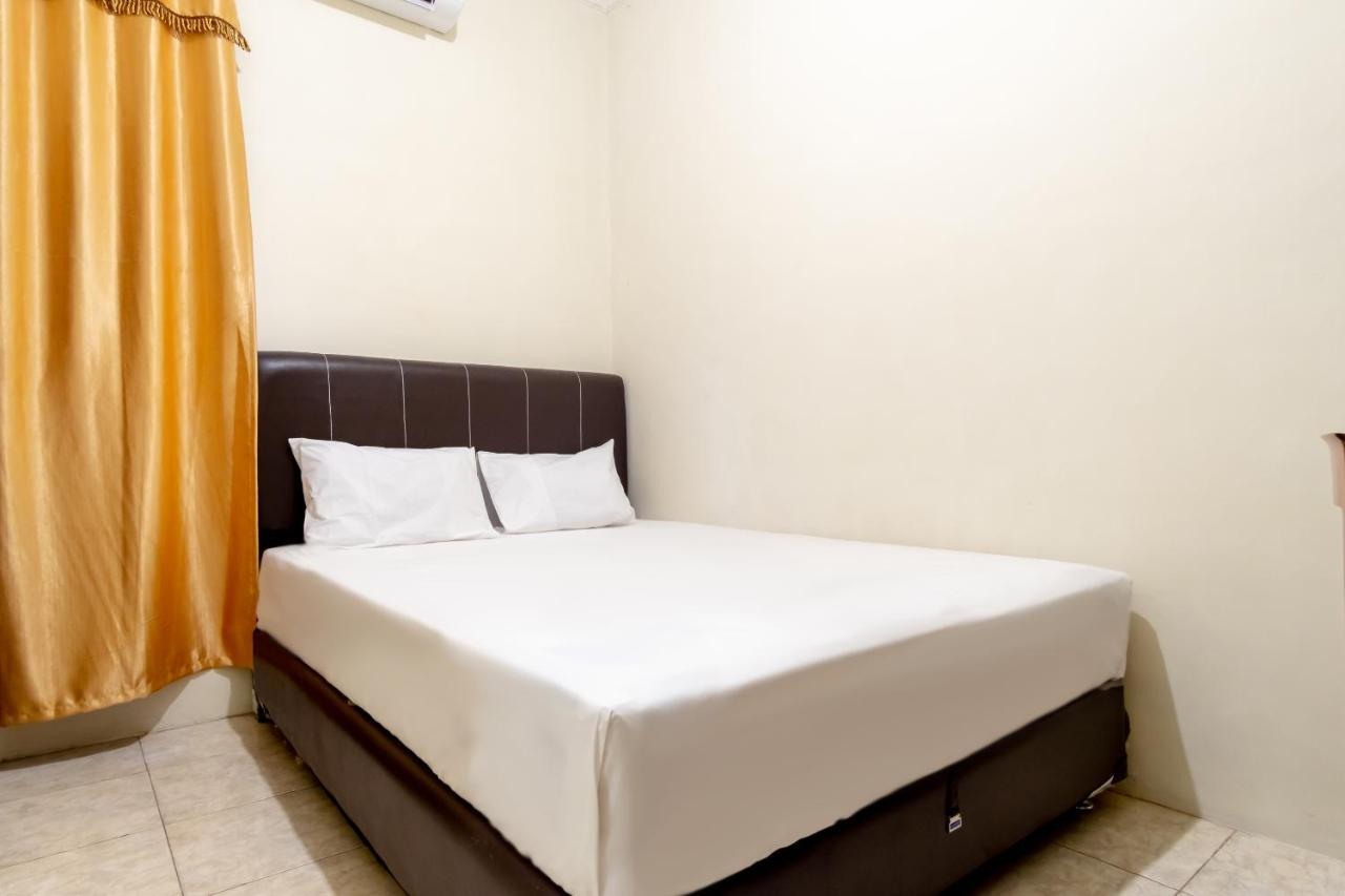 Hotel Oyo Life 2786 Puri Felicia 1 2*